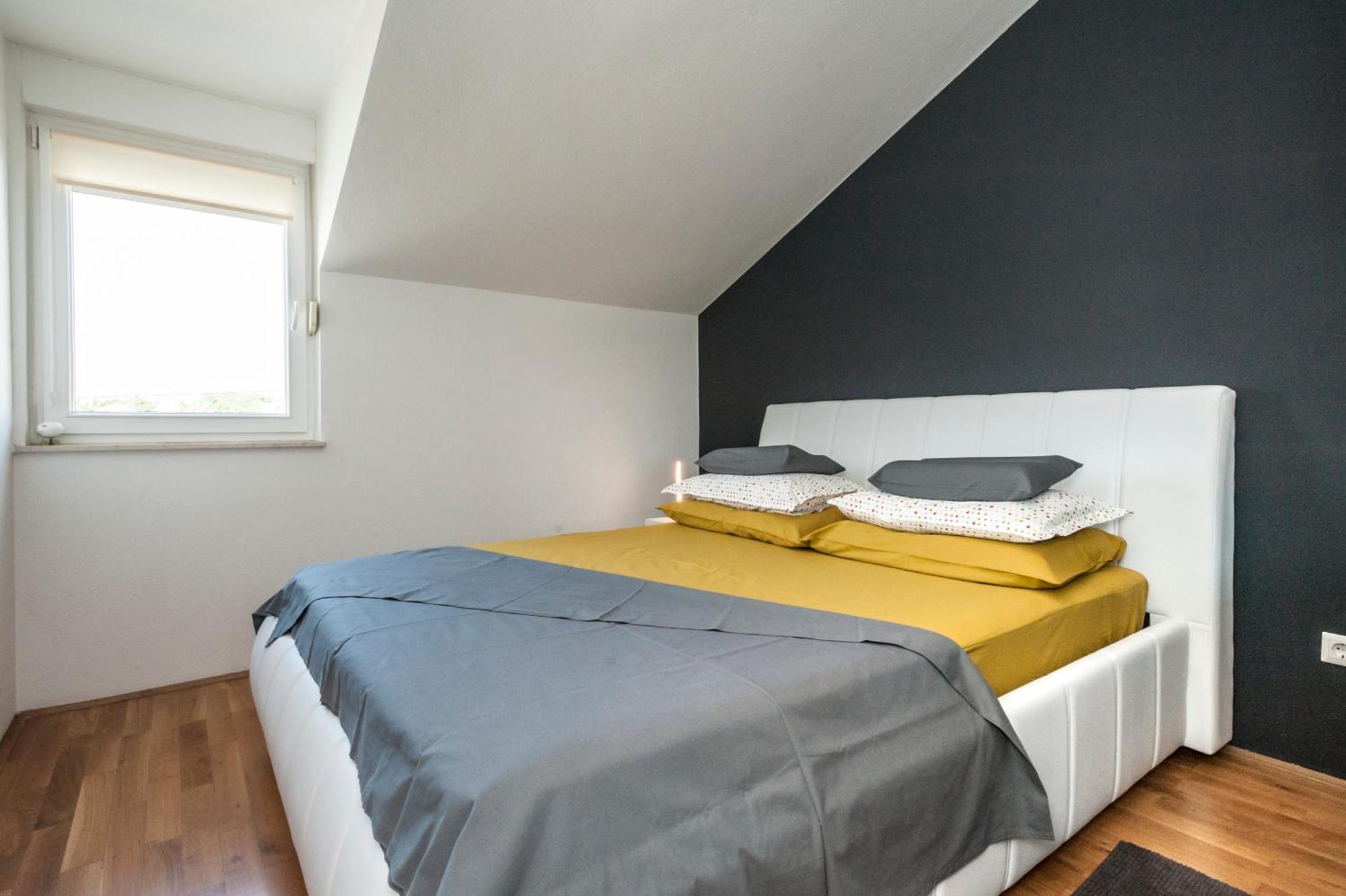 Apartment Tin Kaštela Esterno foto